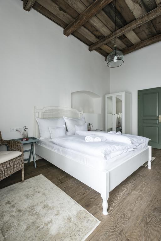 R40 Vendeghaz Hotel Mád Екстериор снимка